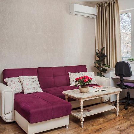 Lucky 7 - Comfort,Clean ,Cosy Apartment Ruse Exterior photo